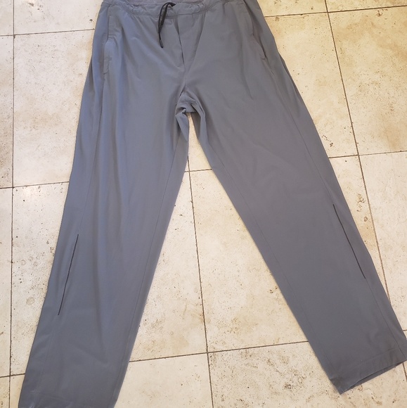 Men's Lullulemon Cutback Pants - Picture 1 of 4